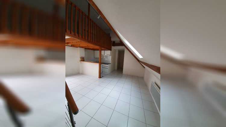 Ma-Cabane - Location Appartement CHATEAUNEUF-SUR-LOIRE, 27 m²