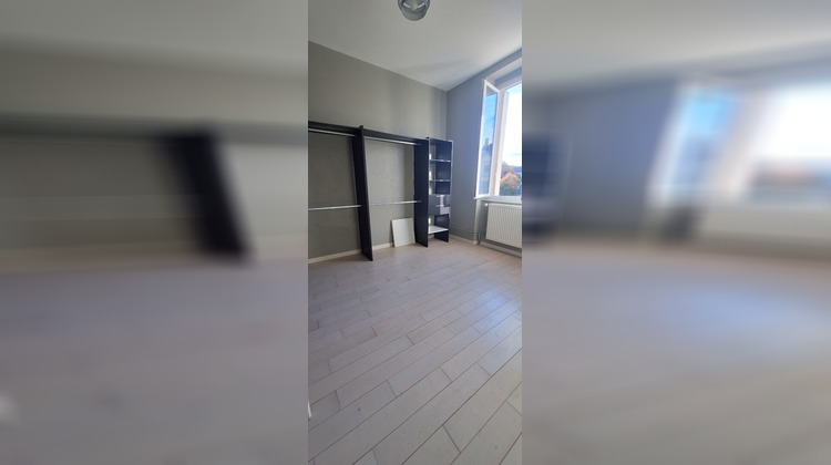 Ma-Cabane - Location Appartement CHATEAUNEUF-SUR-LOIRE, 60 m²