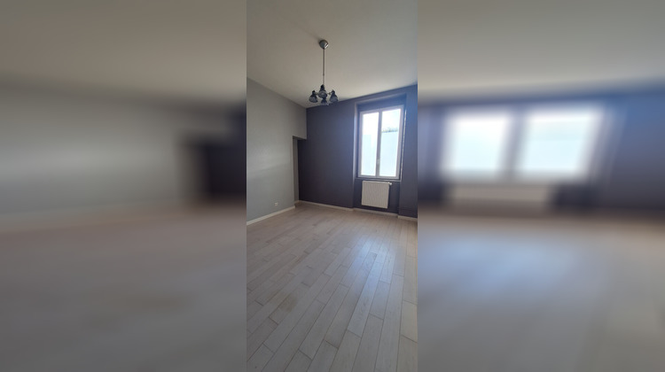 Ma-Cabane - Location Appartement CHATEAUNEUF-SUR-LOIRE, 60 m²