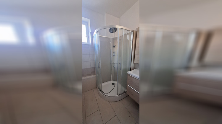 Ma-Cabane - Location Appartement CHATEAUNEUF-SUR-LOIRE, 60 m²