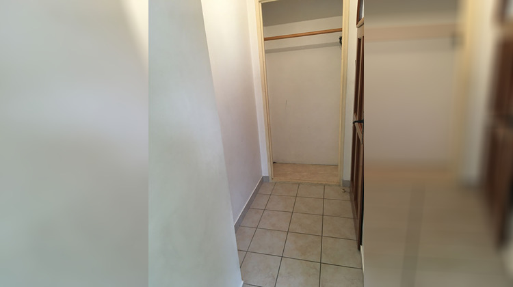 Ma-Cabane - Location Appartement CHATEAUNEUF-SUR-SARTHE, 44 m²