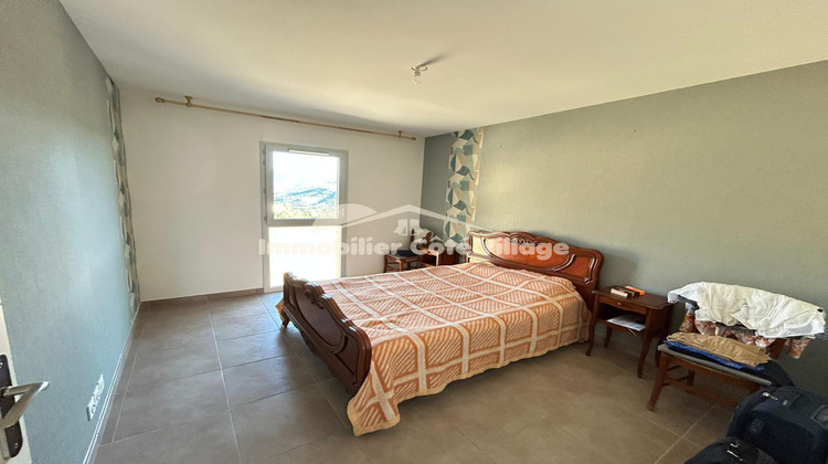 Ma-Cabane - Location Appartement Châteauneuf-Villevieille, 58 m²