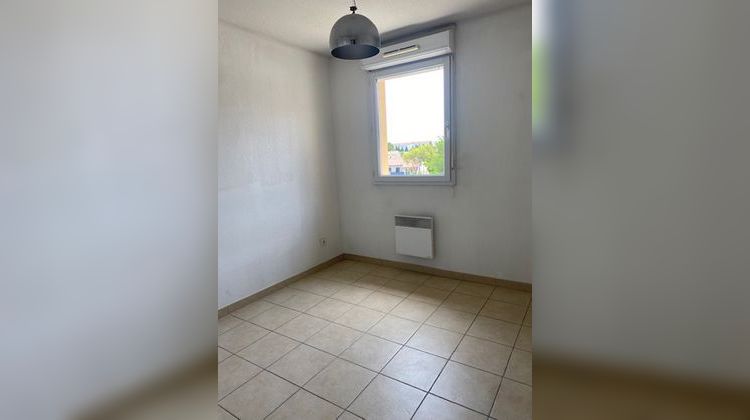 Ma-Cabane - Location Appartement CHATEAURENARD, 62 m²