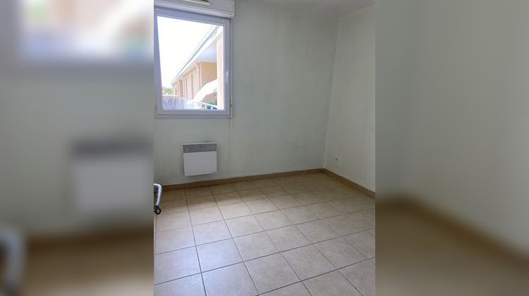 Ma-Cabane - Location Appartement CHATEAURENARD, 62 m²