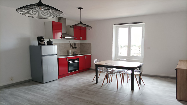 Ma-Cabane - Location Appartement CHATEAURENARD, 35 m²