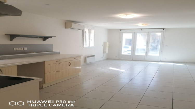 Ma-Cabane - Location Appartement CHATEAURENARD, 56 m²