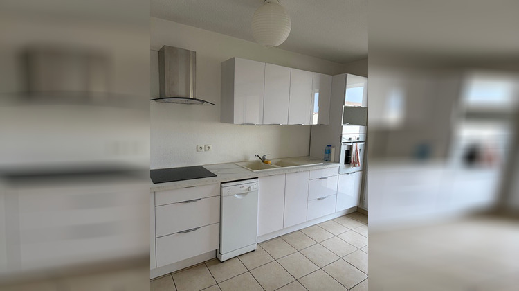 Ma-Cabane - Location Appartement CHATEAURENARD, 0 m²