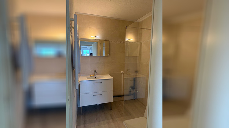 Ma-Cabane - Location Appartement CHATEAURENARD, 0 m²