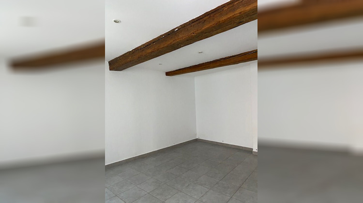 Ma-Cabane - Location Appartement Châteaurenard, 18 m²