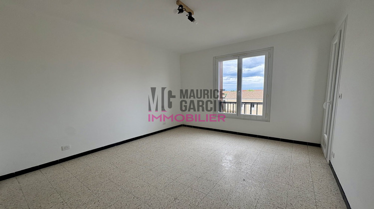 Ma-Cabane - Location Appartement Châteaurenard, 80 m²