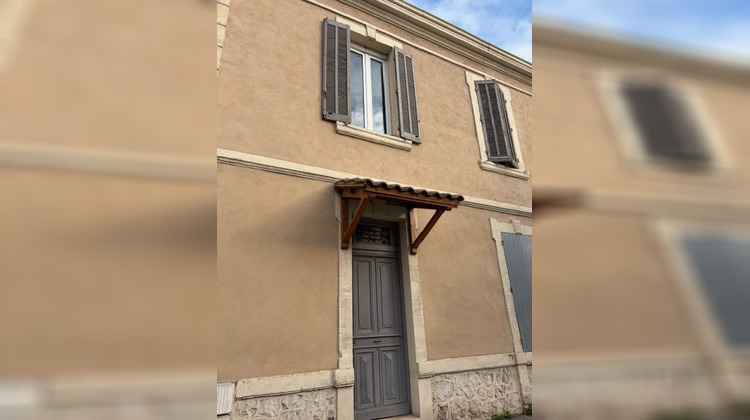 Ma-Cabane - Location Appartement Châteaurenard, 57 m²