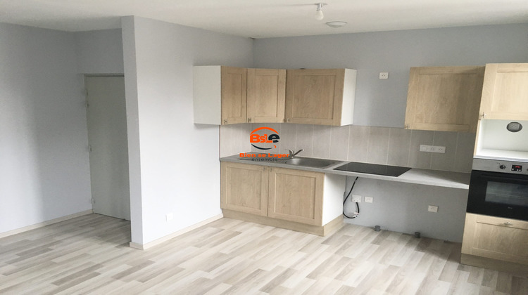 Ma-Cabane - Location Appartement Châtel-Guyon, 33 m²