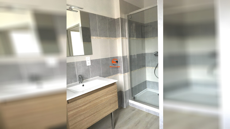 Ma-Cabane - Location Appartement Châtel-Guyon, 33 m²