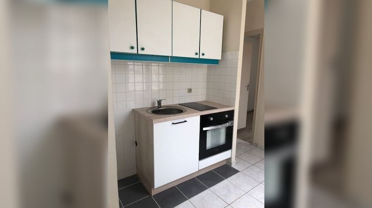 Ma-Cabane - Location Appartement Châtellerault, 42 m²