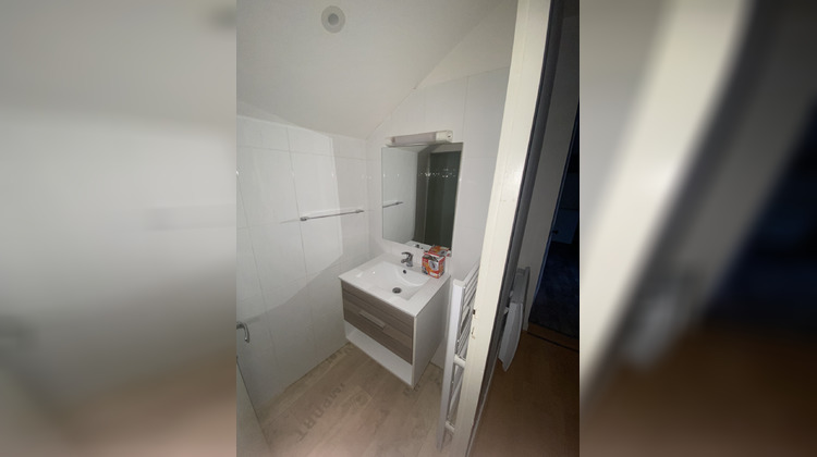 Ma-Cabane - Location Appartement Châtellerault, 25 m²