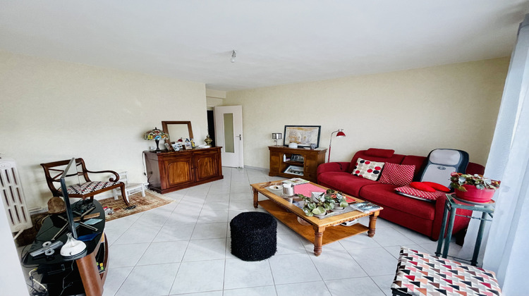 Ma-Cabane - Location Appartement Châtellerault, 71 m²