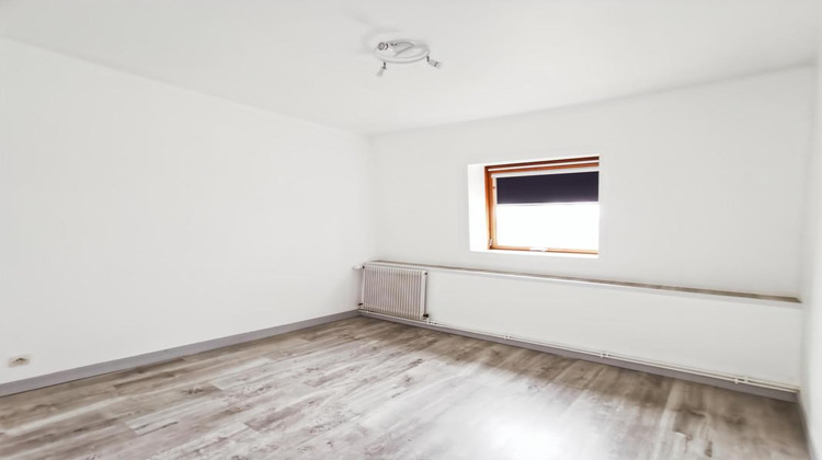 Ma-Cabane - Location Appartement CHATELLERAULT, 44 m²