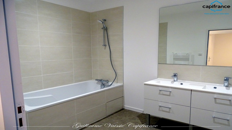 Ma-Cabane - Location Appartement CHATELLERAULT, 95 m²