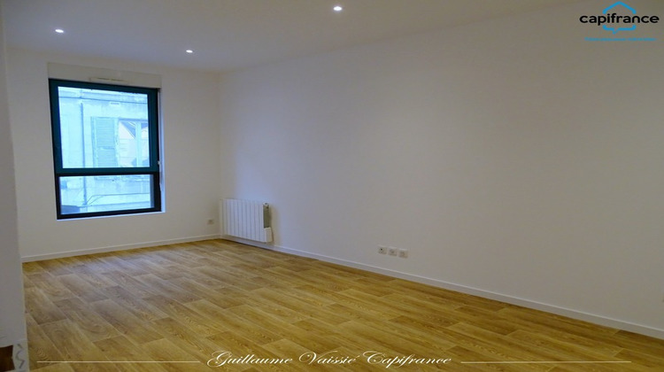 Ma-Cabane - Location Appartement CHATELLERAULT, 95 m²