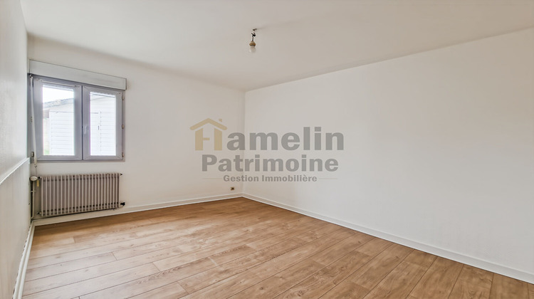 Ma-Cabane - Location Appartement CHATELLERAULT, 56 m²