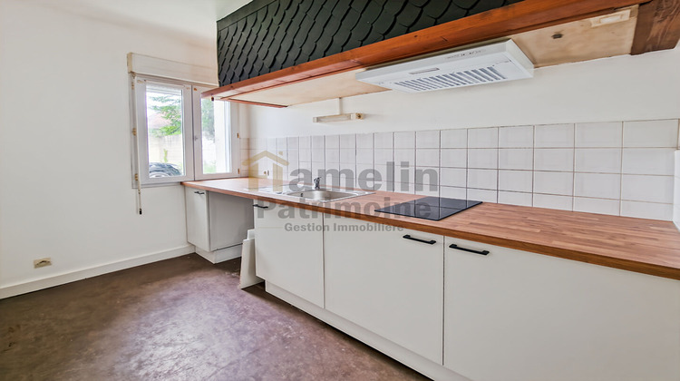 Ma-Cabane - Location Appartement CHATELLERAULT, 56 m²