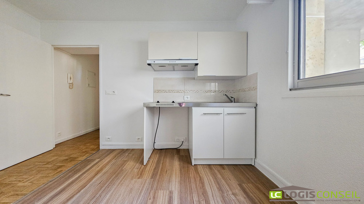 Ma-Cabane - Location Appartement Châtenay-Malabry, 17 m²