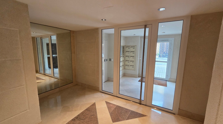 Ma-Cabane - Location Appartement CHATILLON, 18 m²