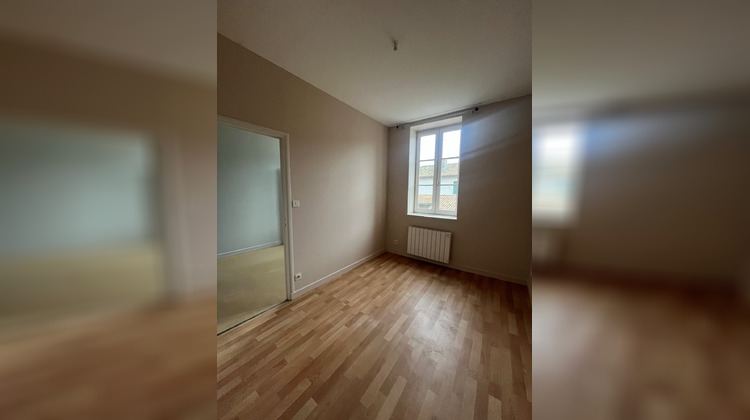 Ma-Cabane - Location Appartement Châtillon-sur-Chalaronne, 29 m²