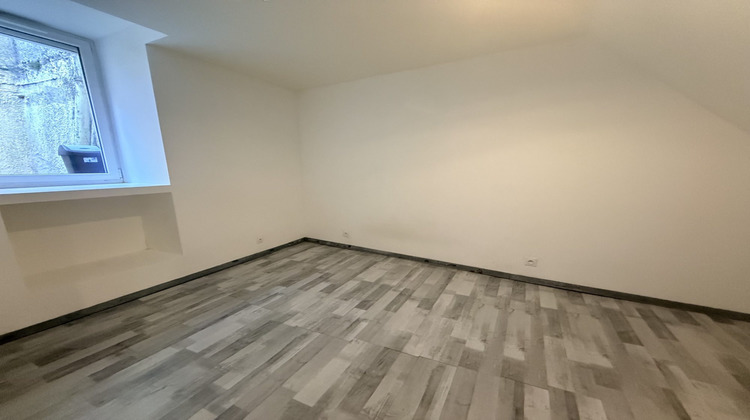 Ma-Cabane - Location Appartement CHATONNAY, 61 m²