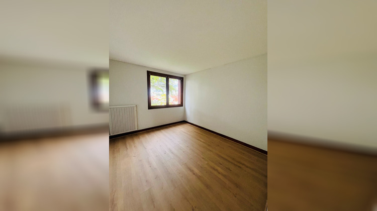 Ma-Cabane - Location Appartement CHATOU, 82 m²