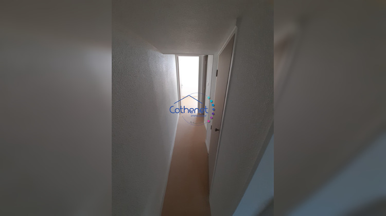 Ma-Cabane - Location Appartement Chauffailles, 29 m²