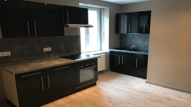Ma-Cabane - Location Appartement Chauffailles, 45 m²