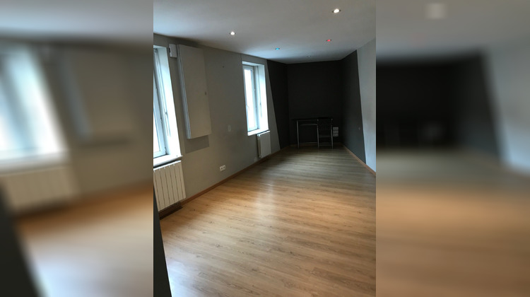 Ma-Cabane - Location Appartement Chauffailles, 45 m²