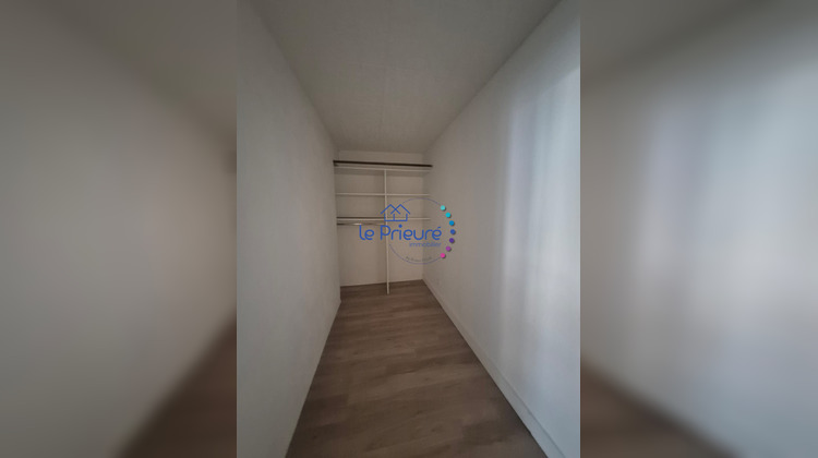 Ma-Cabane - Location Appartement Chauffailles, 42 m²