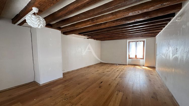 Ma-Cabane - Location Appartement CHAUMES-EN-BRIE, 84 m²