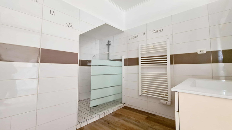 Ma-Cabane - Location Appartement CHAUMONT, 60 m²
