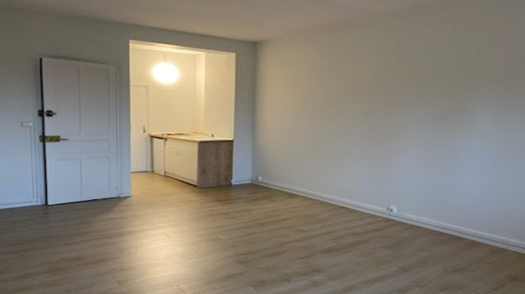 Ma-Cabane - Location Appartement Chauny, 25 m²