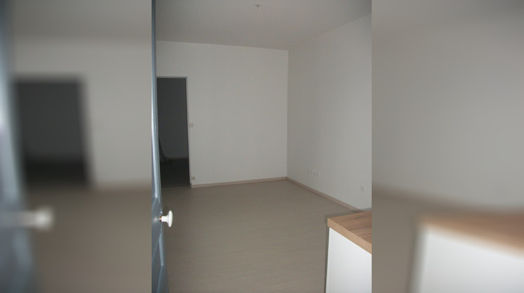 Ma-Cabane - Location Appartement Chauny, 30 m²