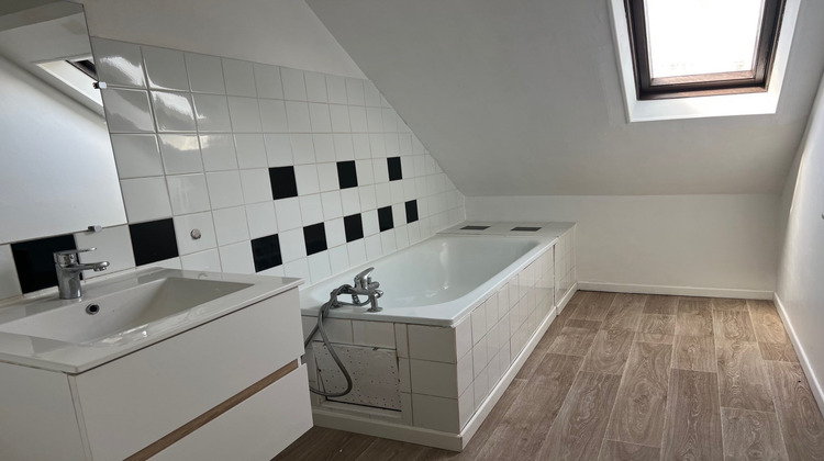 Ma-Cabane - Location Appartement Chauny, 66 m²