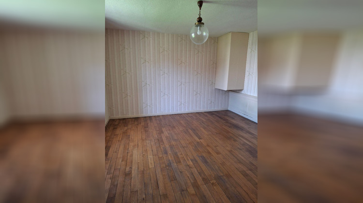 Ma-Cabane - Location Appartement CHAUX-DES-CROTENAY, 71 m²