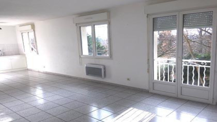 Ma-Cabane - Location Appartement CHAVANOZ, 61 m²