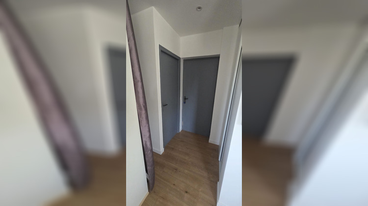 Ma-Cabane - Location Appartement CHENE-EN-SEMINE, 34 m²