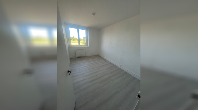 Ma-Cabane - Location Appartement CHENEVIERES, 96 m²