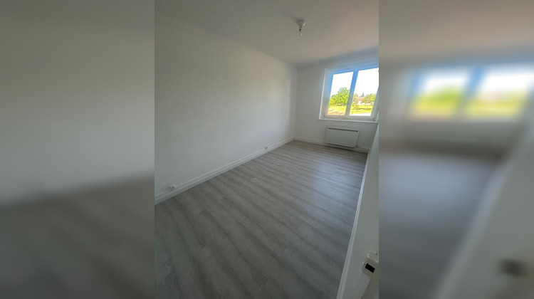 Ma-Cabane - Location Appartement CHENEVIERES, 96 m²