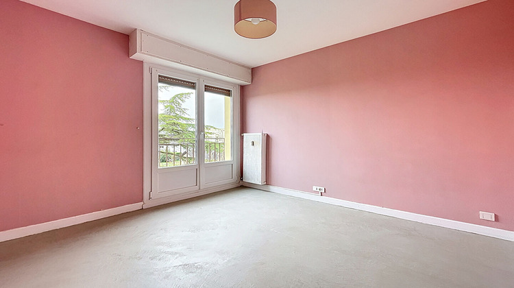 Ma-Cabane - Location Appartement CHENOVE, 84 m²