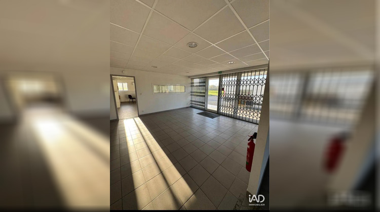 Ma-Cabane - Location Appartement Chepniers, 600 m²