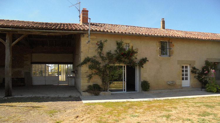 Ma-Cabane - Location Appartement CHERVES, 80 m²