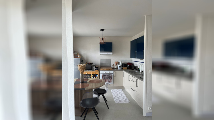 Ma-Cabane - Location Appartement CHEVAIGNE, 44 m²