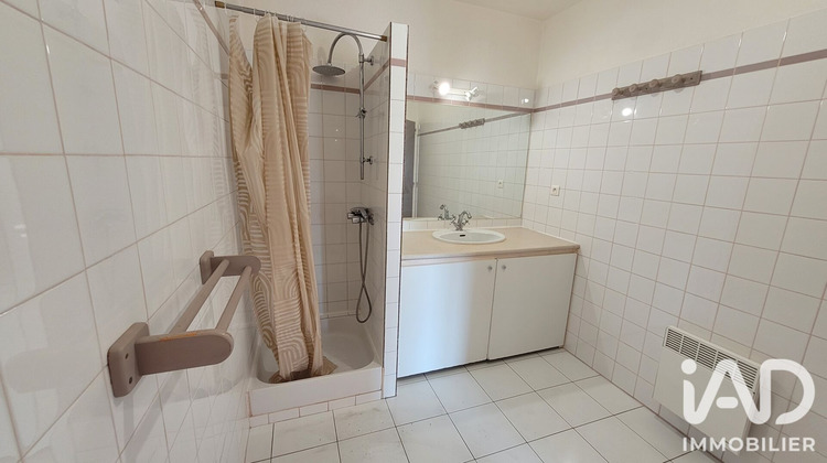 Ma-Cabane - Location Appartement Cheval-Blanc, 36 m²