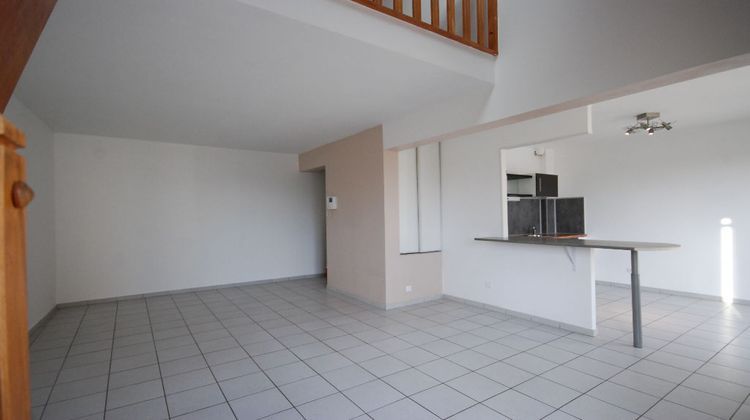 Ma-Cabane - Location Appartement CHEVRY-COSSIGNY, 49 m²